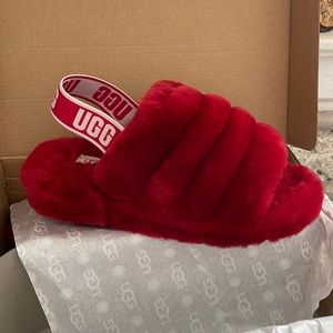 Brand new NEVER WORN Ugg slides. Deep red